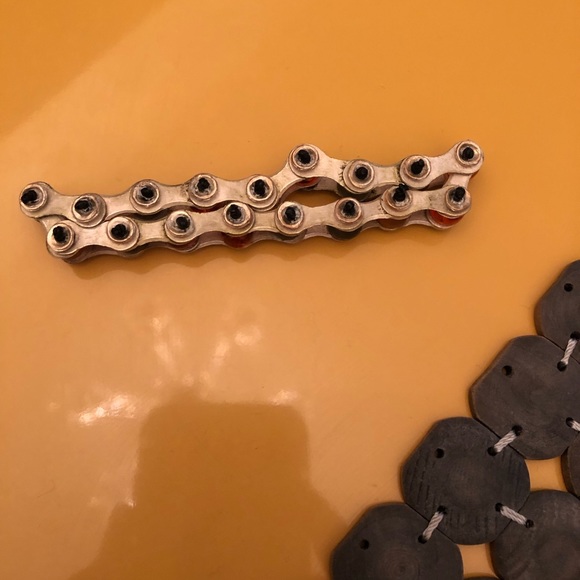 Unique! ⚙️ Bead & Gear Bracelet - Picture 6 of 7